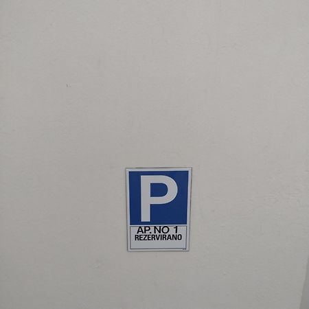Apartmani Alen Dinjiška Buitenkant foto