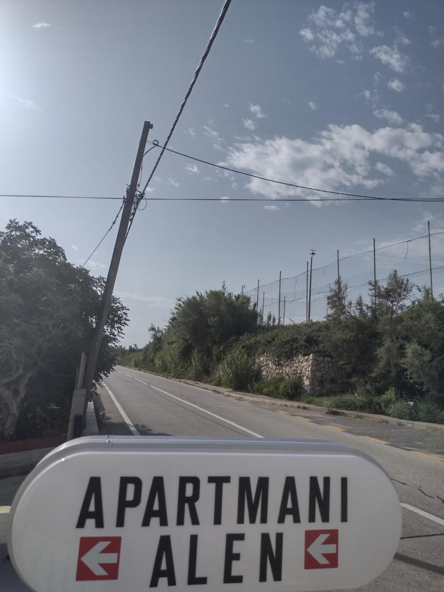Apartmani Alen Dinjiška Buitenkant foto